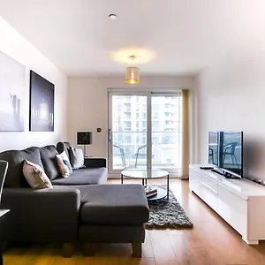 Apartment Guestready - Comfort By The Thames, W/ Balcony, London